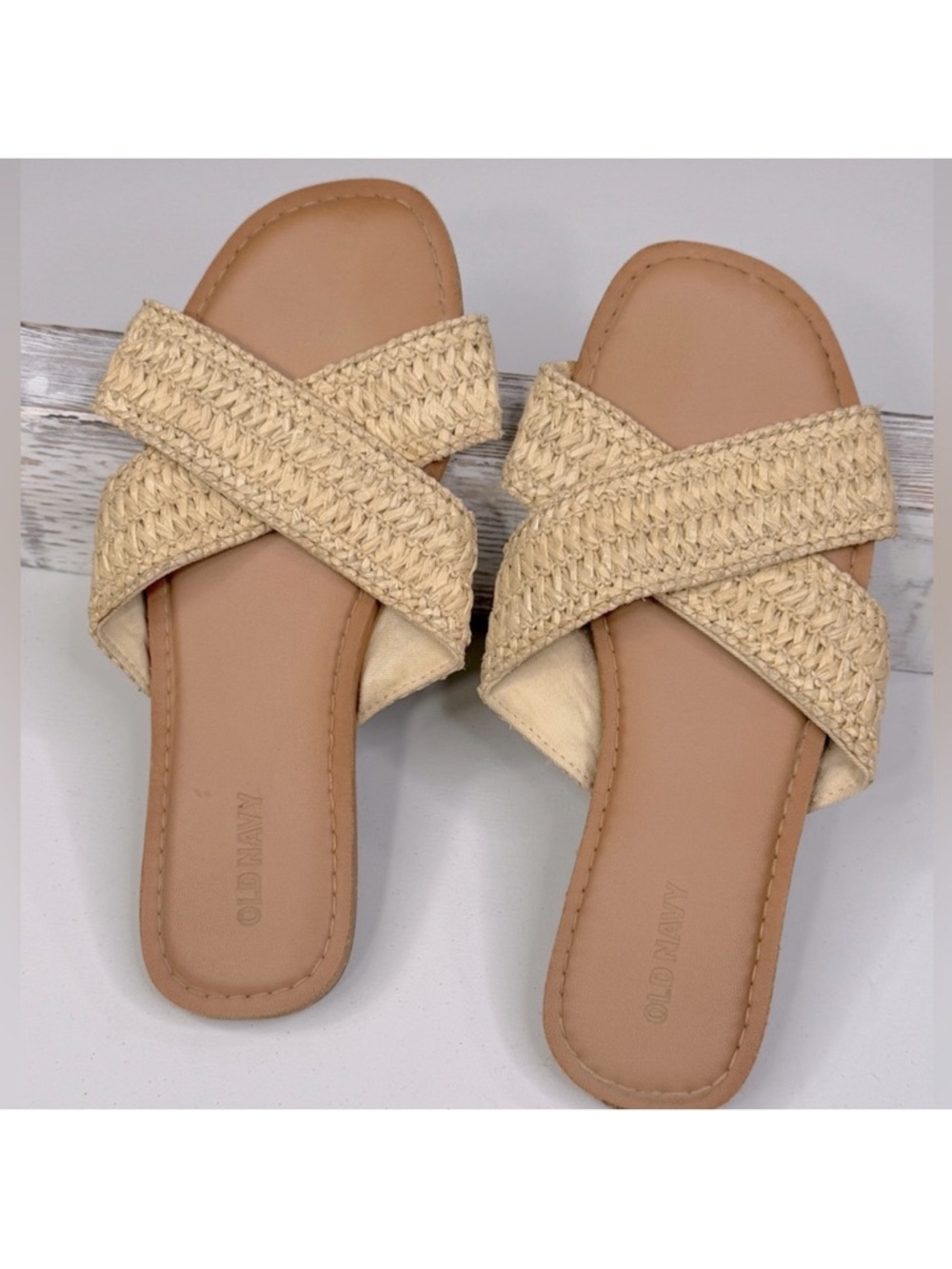 OLD NAVY Women's Criss Cross Woven Raffia Slide Sandals Beige/Tan-8